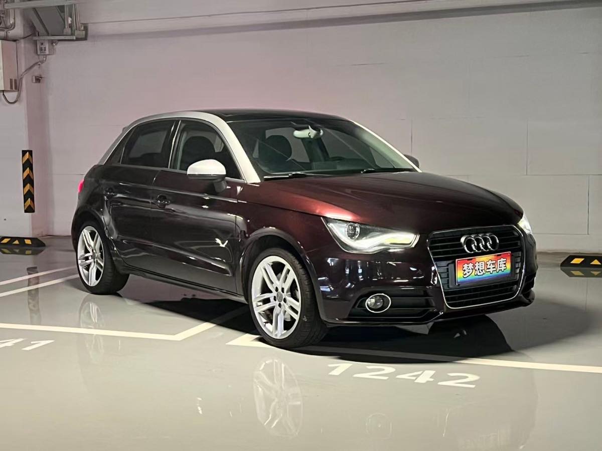 奥迪 A1 2014款Sportback 豪华型 1.4T展示照片 2