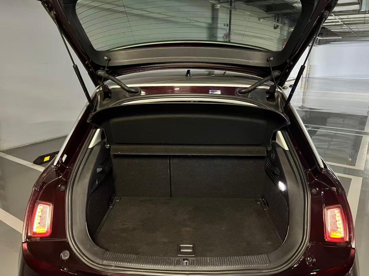 奥迪 A1 2014款Sportback 豪华型 1.4T展示照片 7